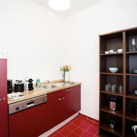 Calm 60M2 Flat Close To Center - Free Parking Wina Bagian luar foto