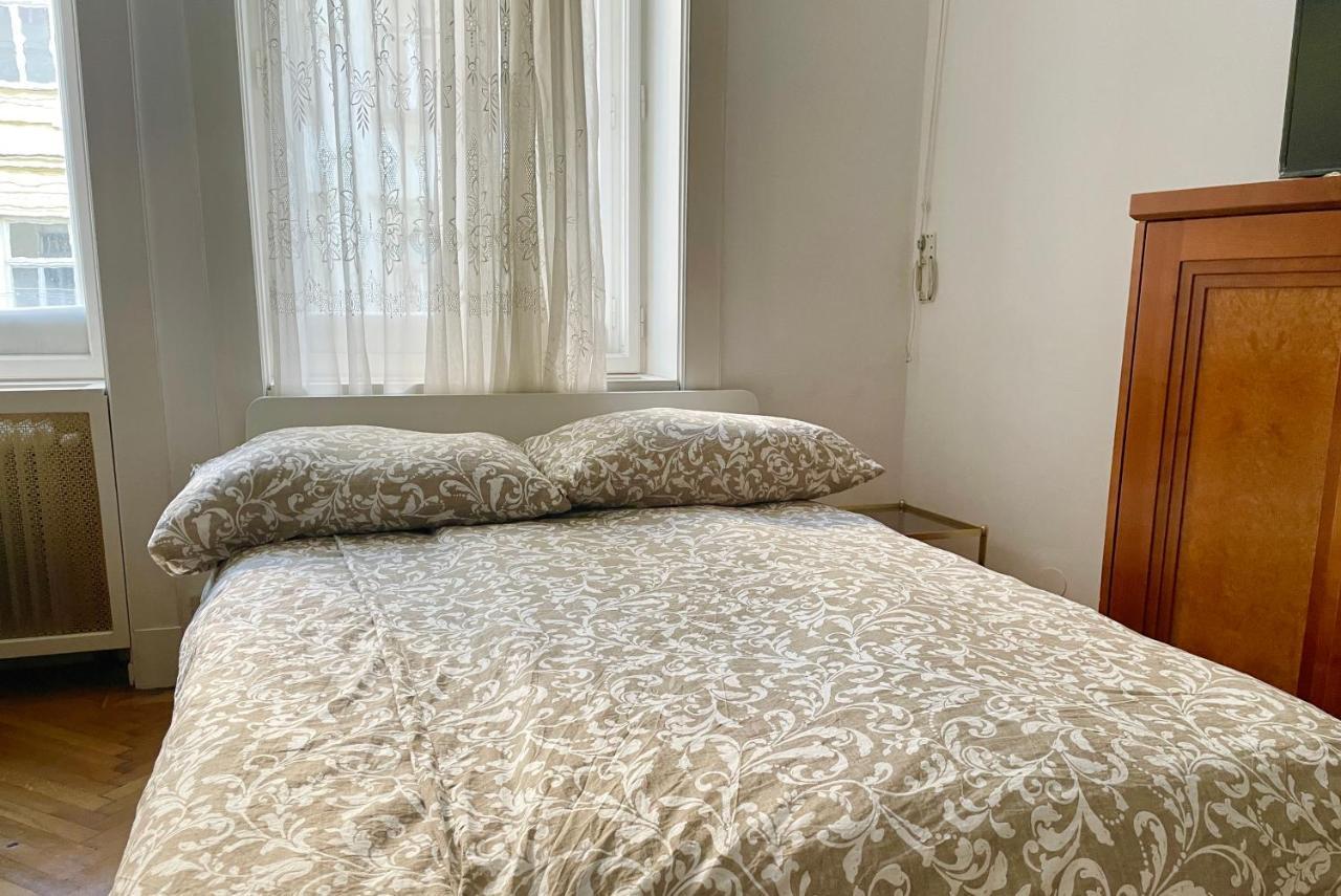 Calm 60M2 Flat Close To Center - Free Parking Wina Bagian luar foto