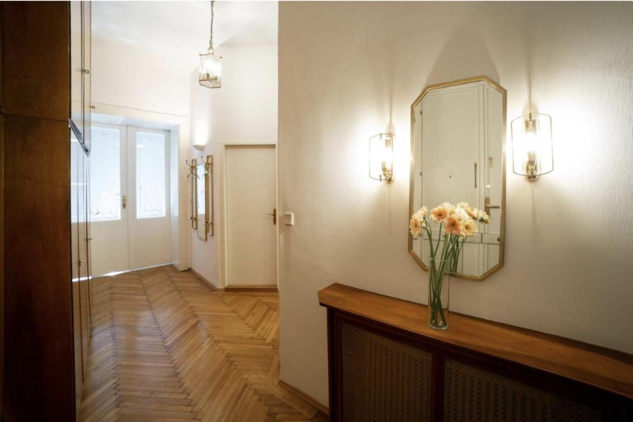 Calm 60M2 Flat Close To Center - Free Parking Wina Bagian luar foto