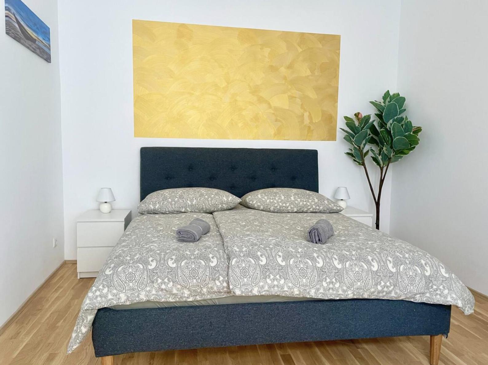 Calm 60M2 Flat Close To Center - Free Parking Wina Bagian luar foto